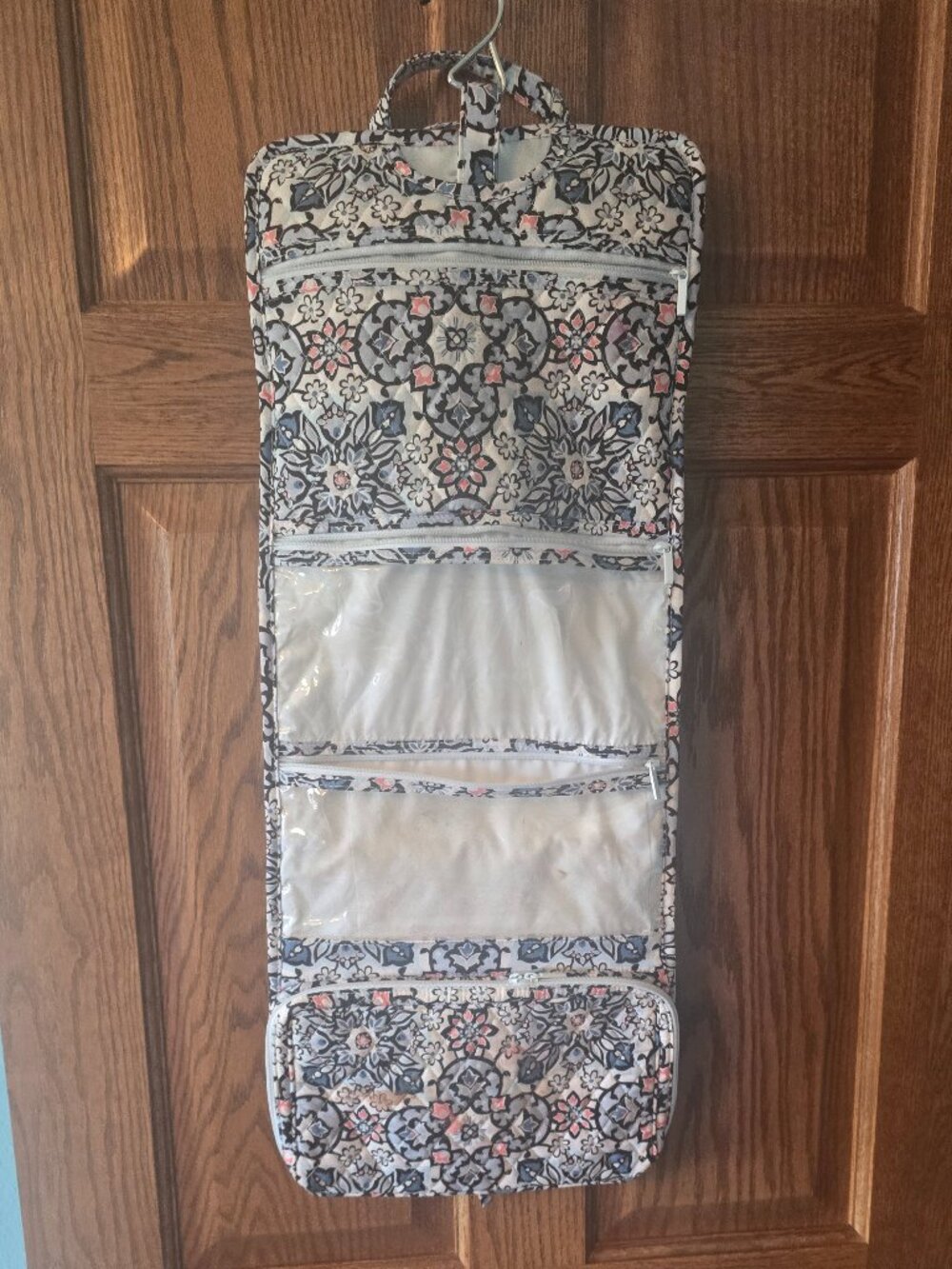 Vera Bradley Hanging Travel Organizer Bag Gray Blue Pink Floral Quilted Retired
